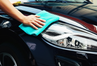 Panduan Menjaga Cat Mobil biar Konsisten Mengkilap Langkah-Langkah Menjaga Cat Mobil Tetap Bersih